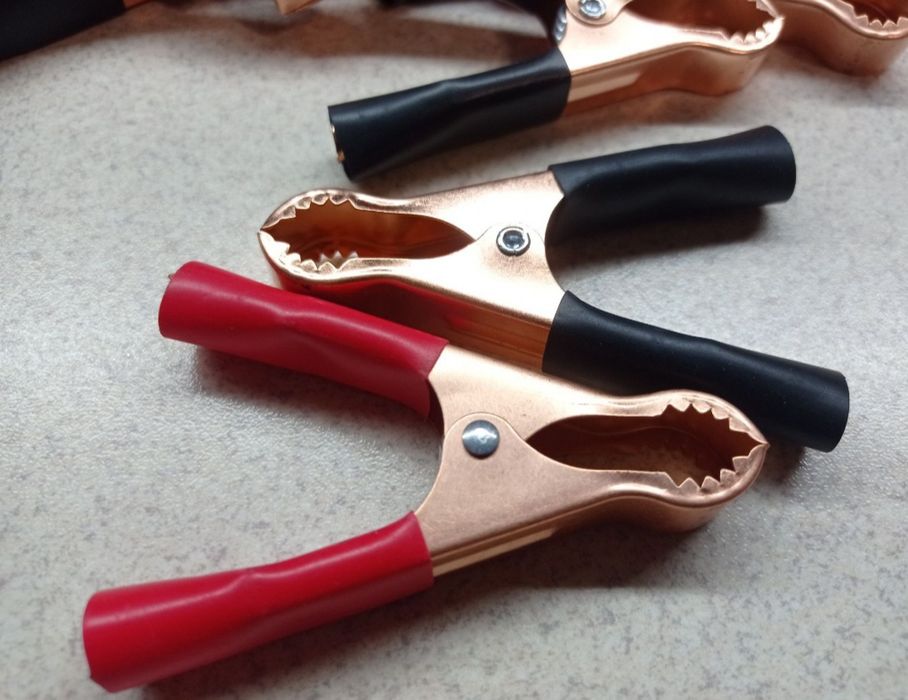 Крокодили...зажими