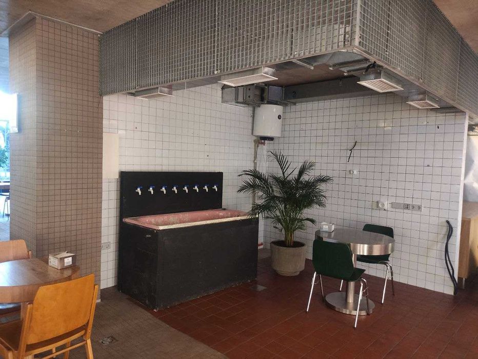 ТОП локація у Foodmarket Promprylad | Оренда торгової точки під їжу