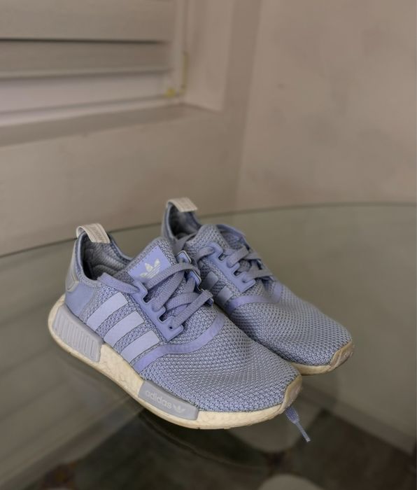 Жіночі кросівки adidas