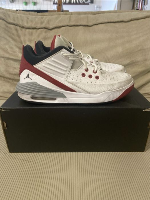 Buty nike jordan max aura 5