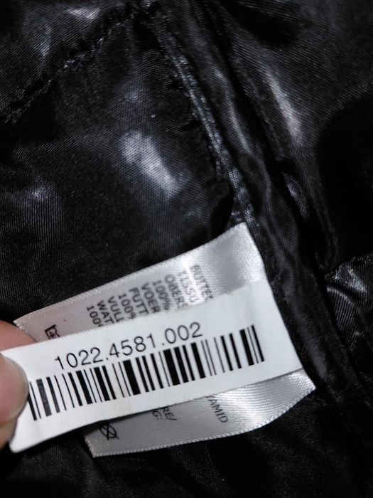 Продам куртку на мальчика, 140, США