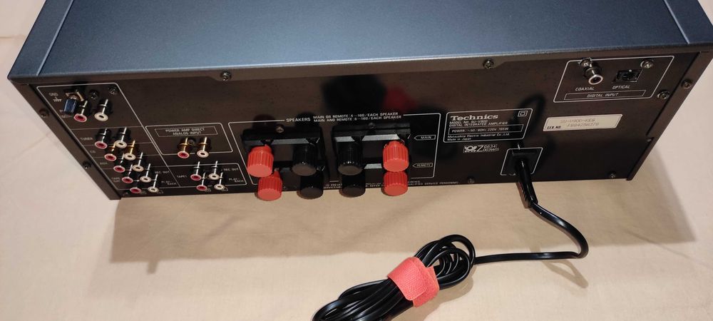 Technics SU-V90D Amplificador
