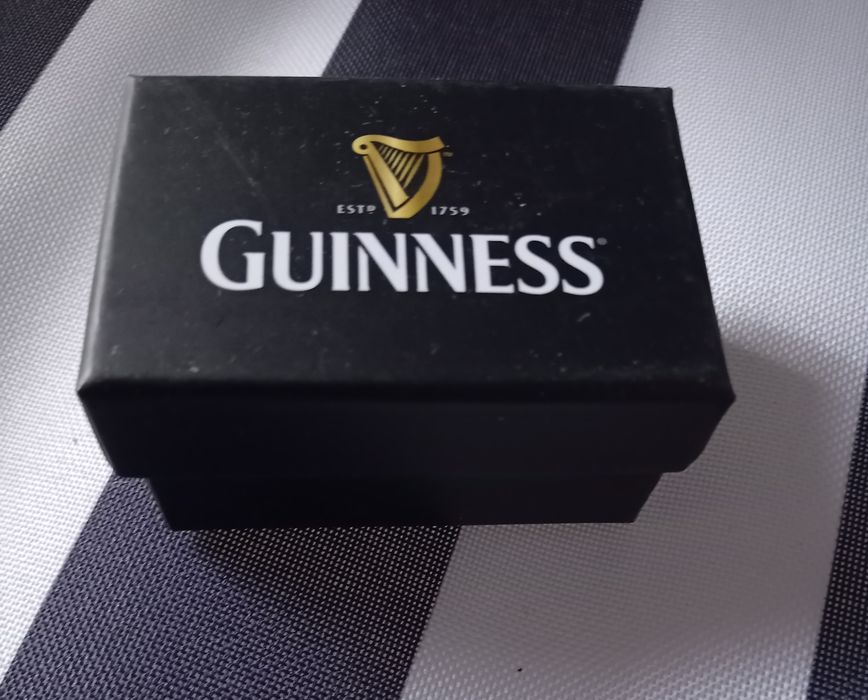 Unikatowe spinki do mankietów koszuli Guinness koniczynka birofilistyk