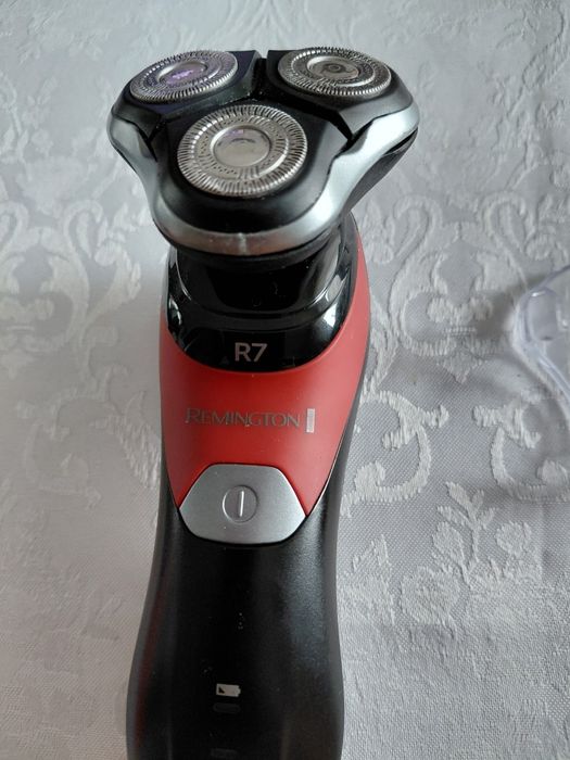 Maszynka do golenia Remington R7
