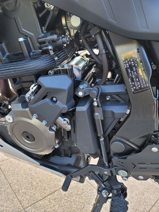 Suzuki V Strom 800DE