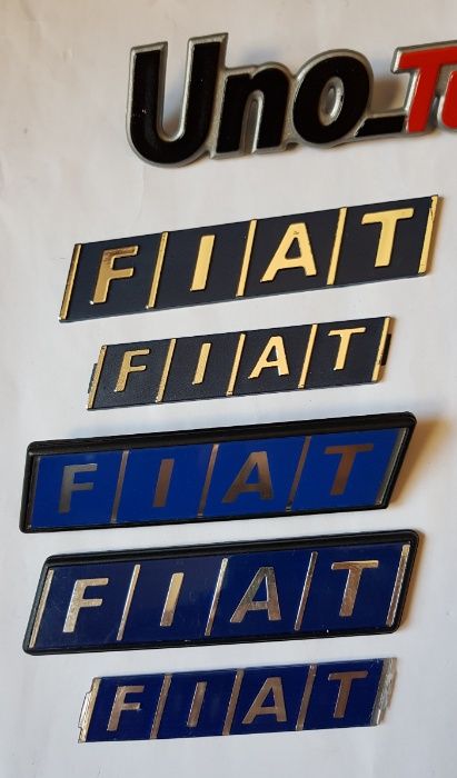 UNO Fiat Emblemas logos simbolos legendas novos