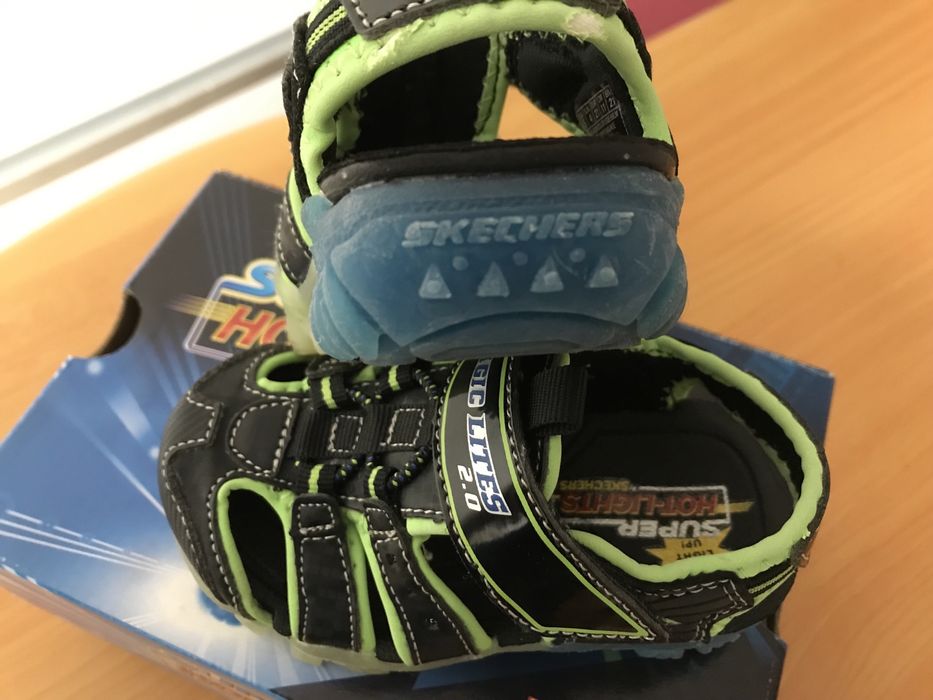 Sandália Skechers menino
