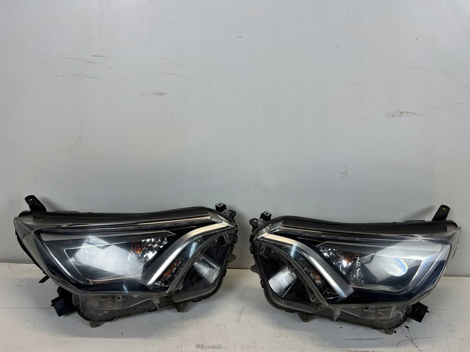 Toyota RAV4 IV Rav 4 A40 Фары (фара левая правая)