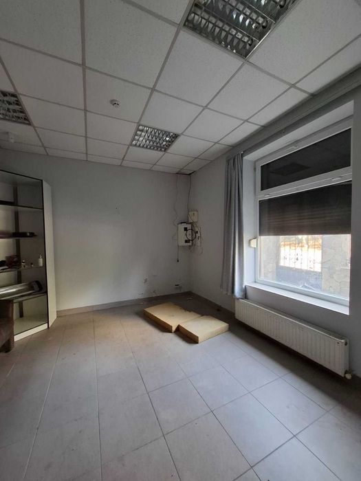 Продаю будинок з комерційним приміщенням в районі ТЦ Арсен. 340м2/7соток