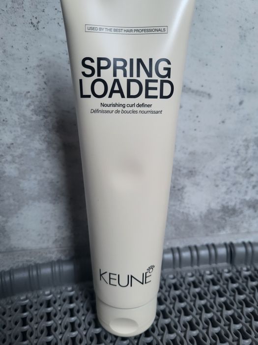 Keune - włosy kręcone