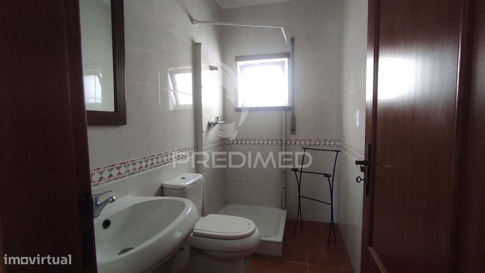 Moradia T1 pronta a habitar em Beringel
