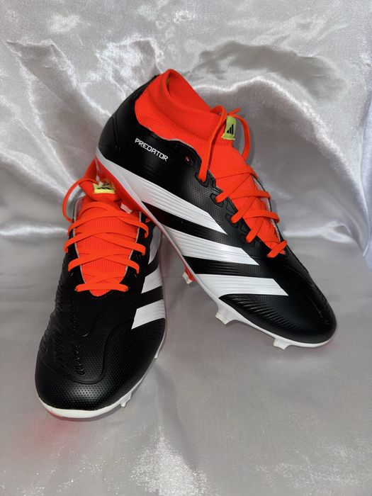 Бутси, копачки Adidas Predator League FG, розмір 42.