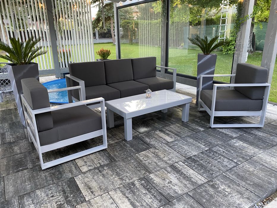 Zestaw mebli ogrodowych