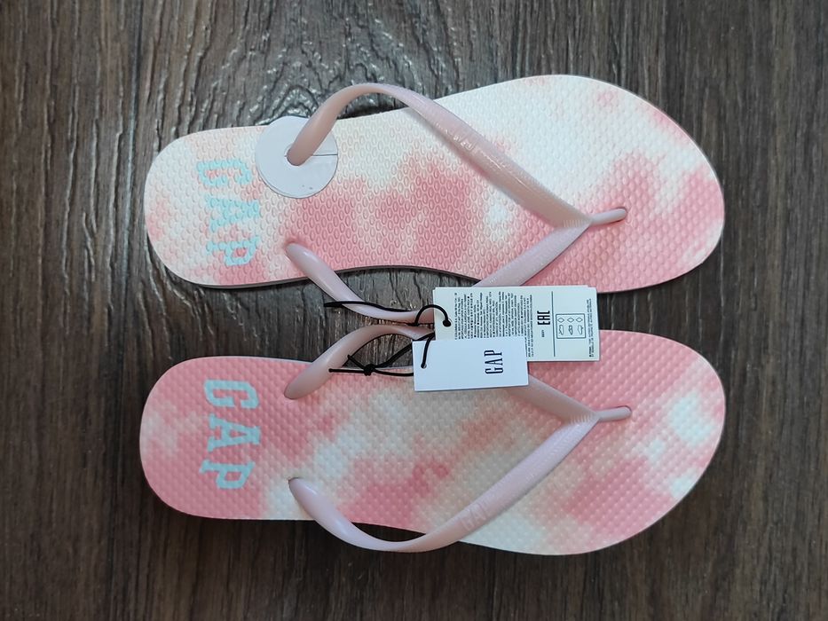 Сланці Gap оригінал в'єтнамки шльопанці