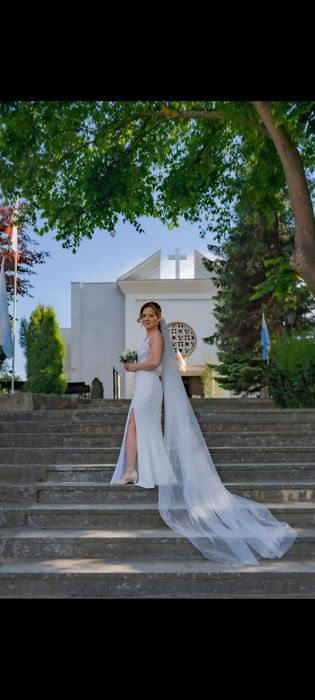 Piękna suknia ślubna