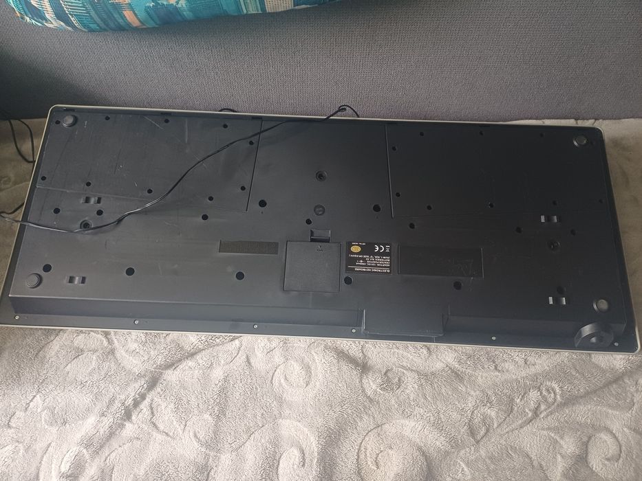 Продам синтезатор MEDELI mc850