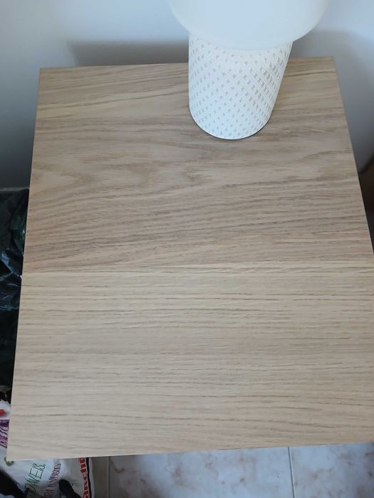Mesa de cabeceira Malm ikea