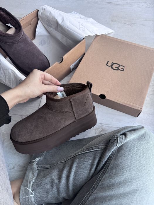 UGG Ultra Mini Platform
