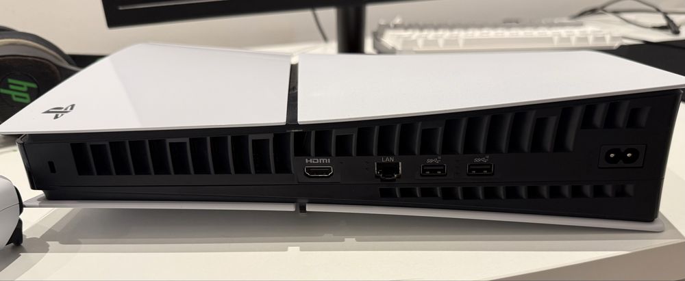ps5 slim digital como nova + comando