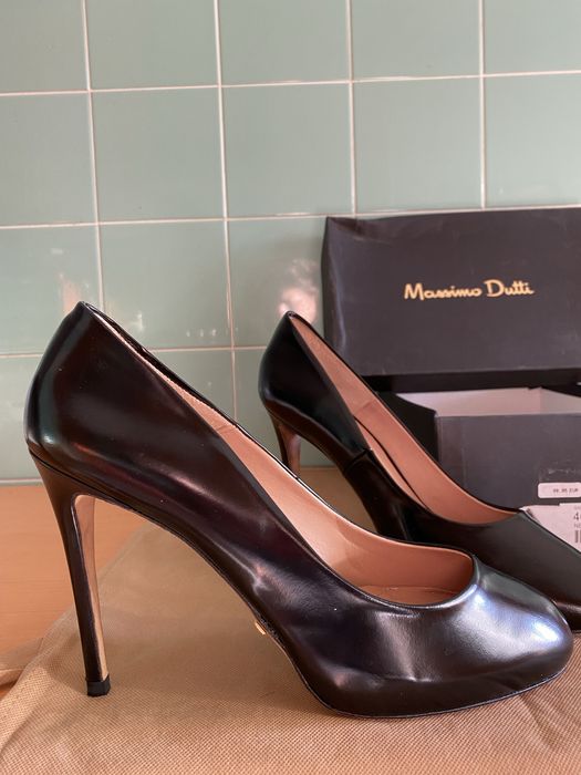 Sapatos marca Massimo Dutti