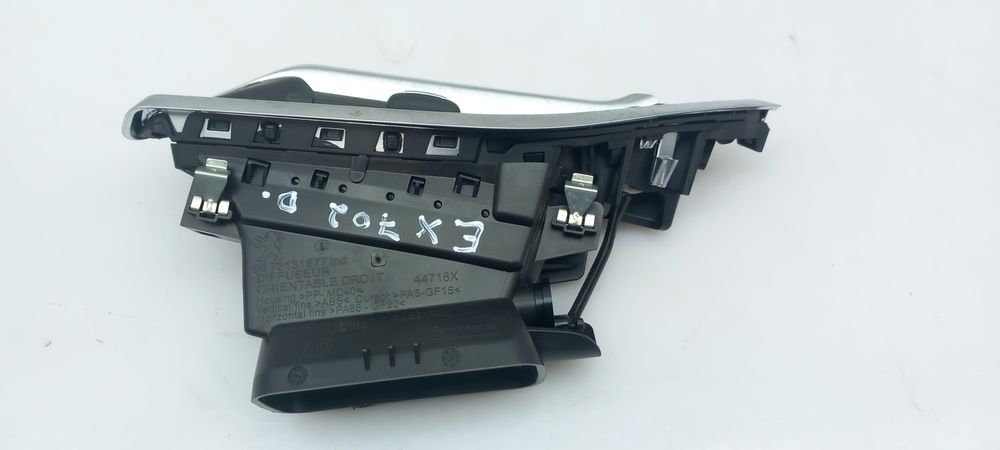 Difusor / saída de ar PEUGEOT 2008 I (CU_)