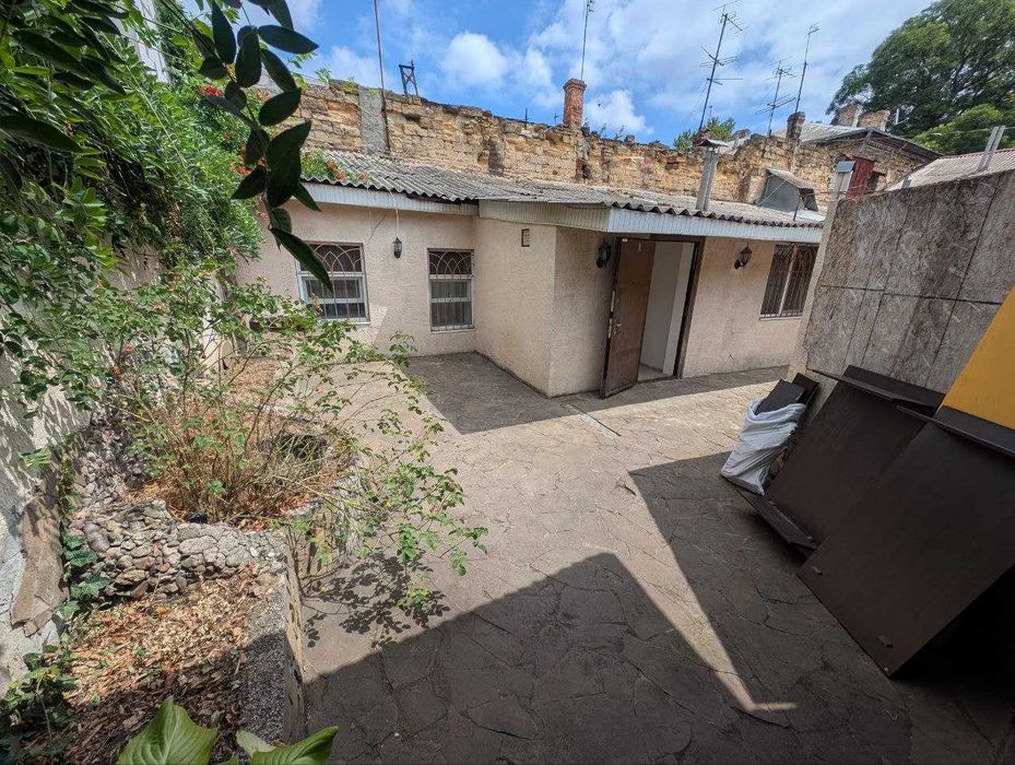 3 комн., Б. Хмельницкого / Мечникова, Привоз, центр все рядом