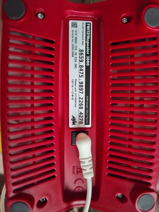 Wi-Fi репитер AVM FRITZ!Repeater 3000 AC+N (Mesh, 3000 Мбит/с) + Ethernet 10м