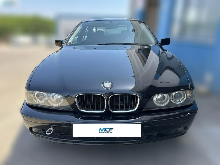 BMW E39 520d de 2001 para peças