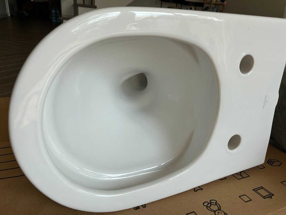 Villeroy & Boch Subway 3.0 miska WC wisząca TwistFlush CeramicPlus AntiBac