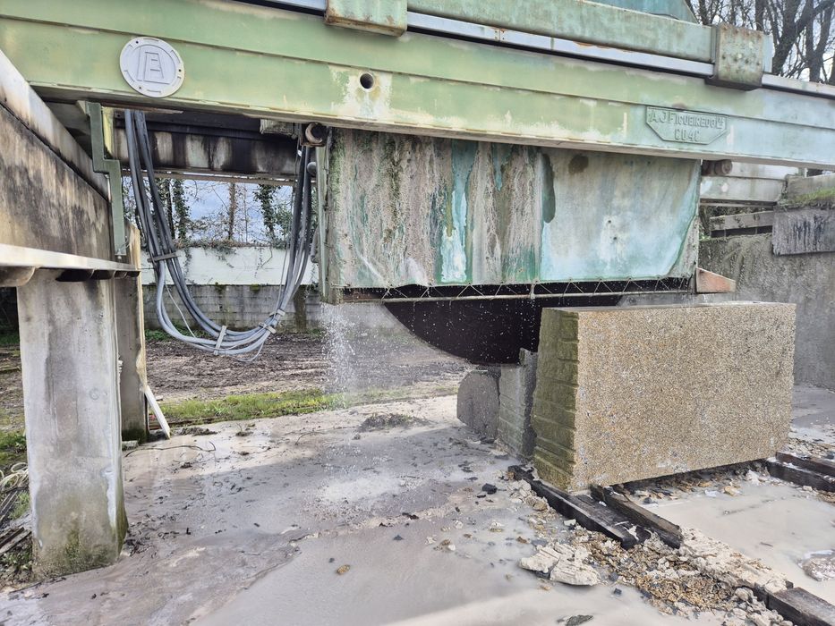 Maquina A.J Figueiredo 3000