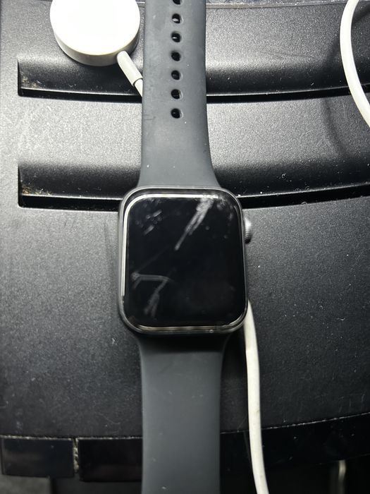 Iwatch series 6 , 40 mm