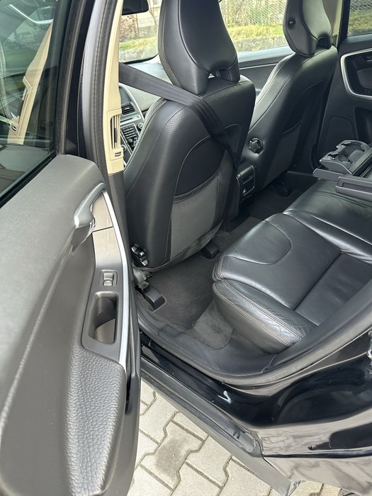 Продам VOLVO XC60