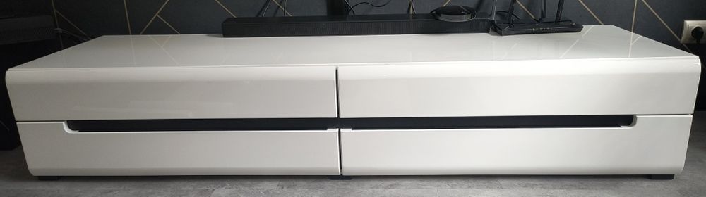 Witryna i szafka rtv