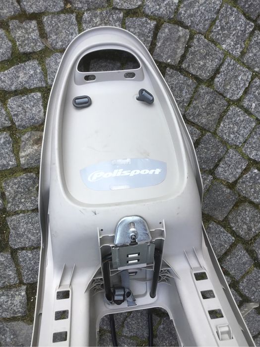 Fotelik rowerowy Polisport na rame roweru