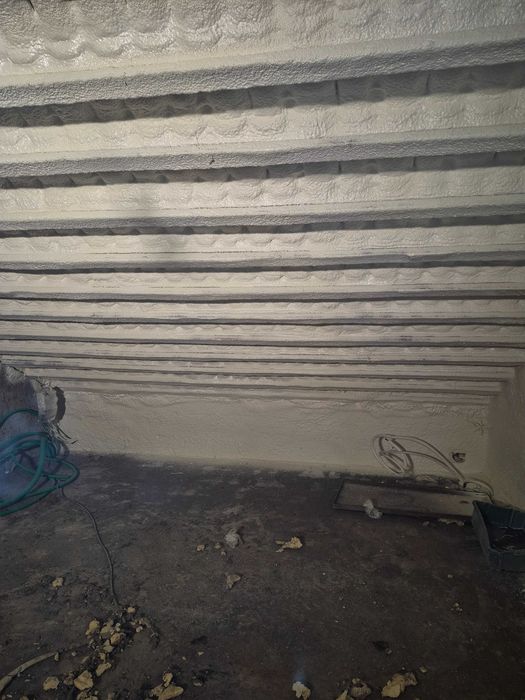 Poliuretano projectado e poliureia isolamento termico e acústicos