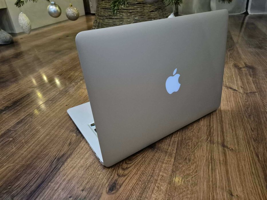 MacBook Air A1466 i5/4Gb/SSD/BateriaOK/macOS X