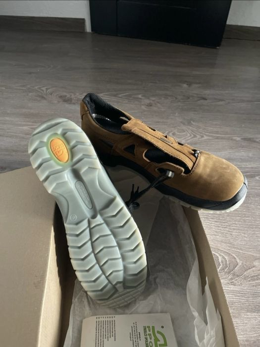 Nowe buty robocze artra roz 46