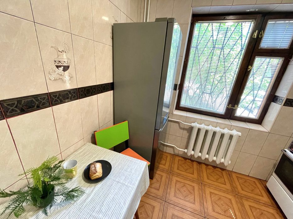 Гуртожиток на вул Шептицького, метро Лівобережна! Затишний район