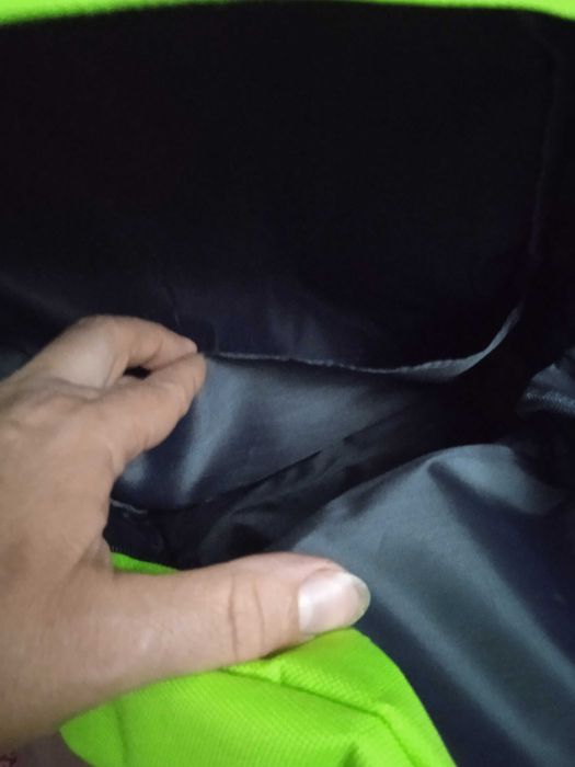 Стильний яскравий рюкзак