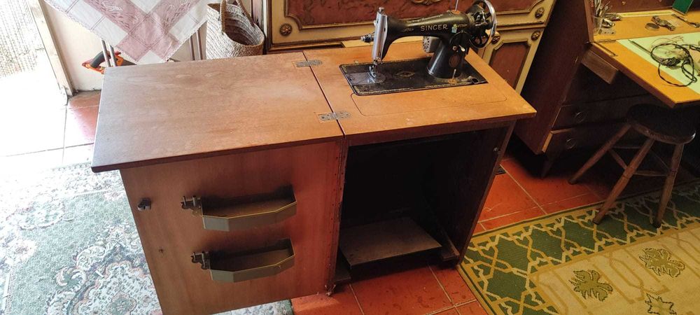 Máquina de costura antiga