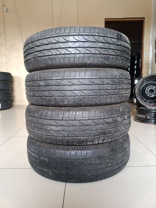 Комплект шин б/у 215/60R17 96V Bridgestone Dueler H/P