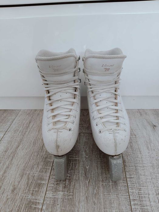 Łyżwy figurowe Risport Venus 220