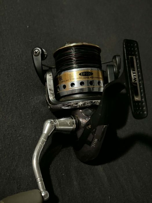 Kołowrotek  karpiowy EP 7000