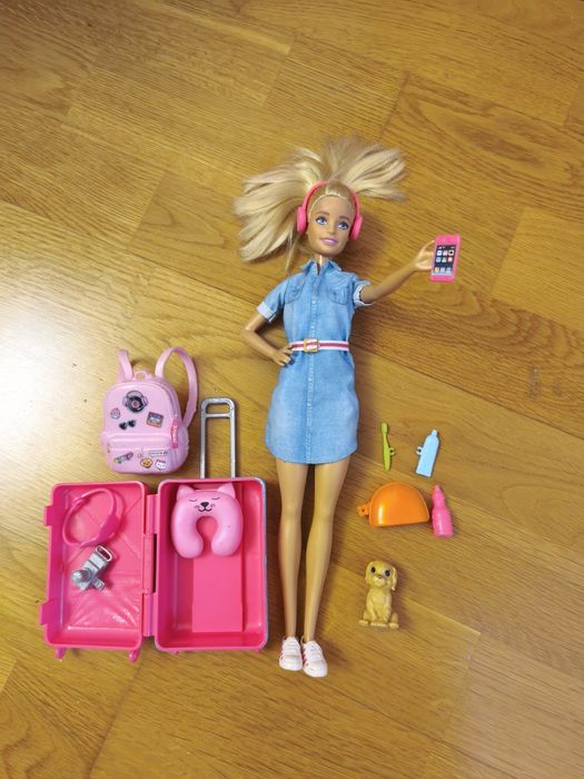 Барбі мандрівниця