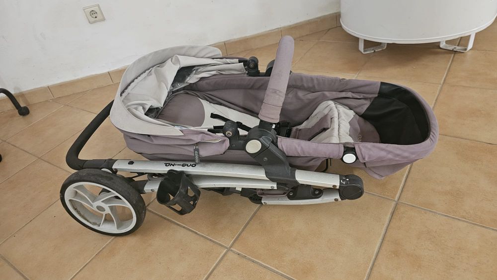 Carrinho de bebe em bom estado