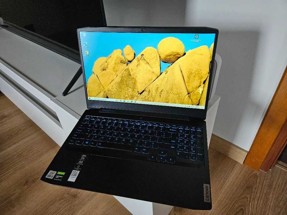 Laptop LENOVO mocna grafika ,petarda do gier , laptop gamingowy dla gracza