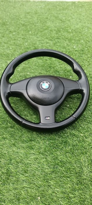 Volante em pele preta bmw E46 pack M compatível com vários modelos bmw