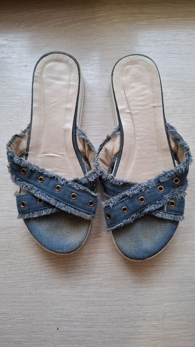 Халат махровый на 140см девочке