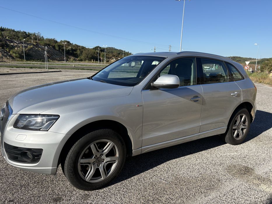Audi Q5 S-Line 2010 com 240.000km