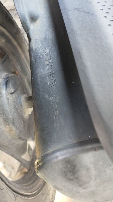 Скутер Suzuki Letz